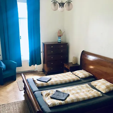 Moravia Hotel *