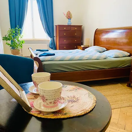 Hotell Moravia *